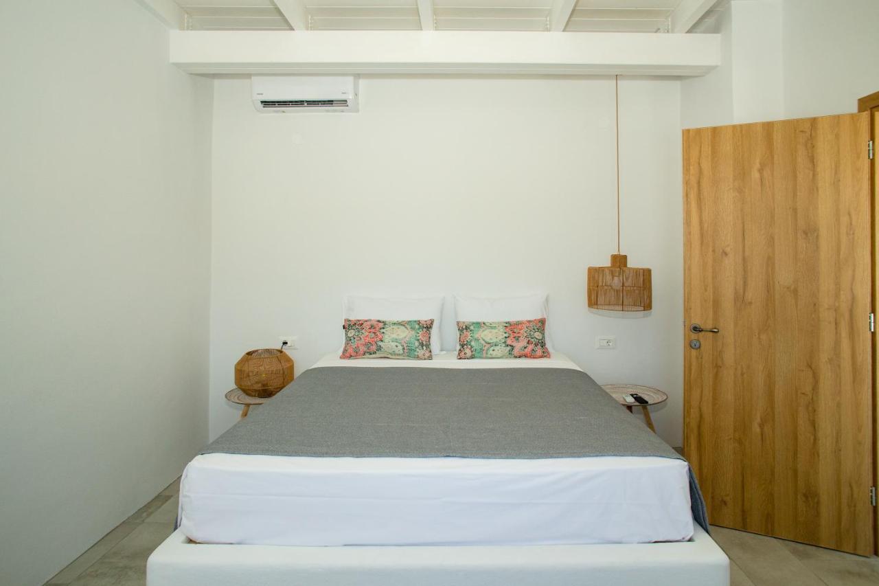 Pontoria Stegna * Archangelos (Rhodes)
