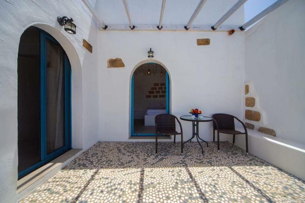 Pontoria Stegna * Archangelos (Rhodes)